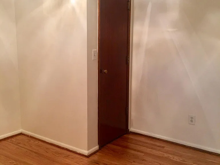 123 1/2 N Yakima Ave #104 — Photo 7