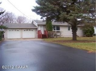 1304 Melvina Rd SW, Alexandria, MN 56308