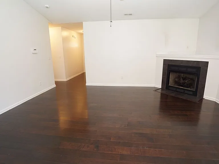 106 Farmgate Dr — Photo 4