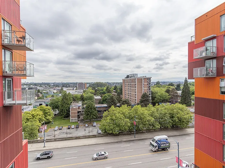 933 Hastings St E #712 — Photo 36