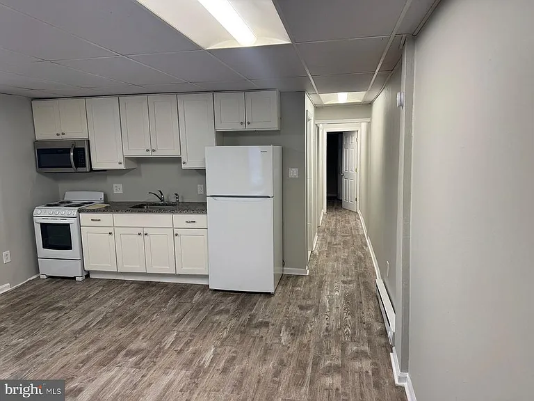 2268 E Clearfield St #1 — Photo 5