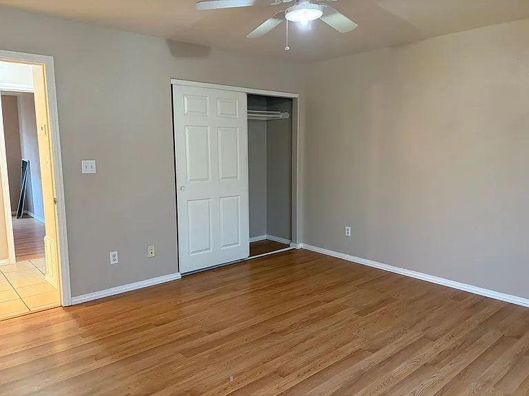 8531 Columbine Ave — Photo 7