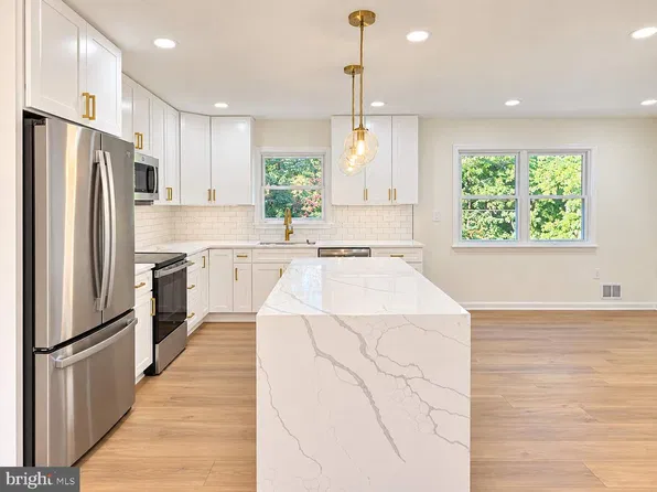 5108 Wilkins Dr, Temple Hills, MD 20748