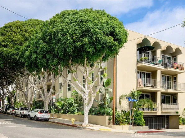 874 Hammond St APT 10, West Hollywood, CA 90069