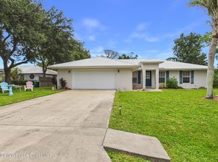 9545 Honeysuckle Dr, Micco, FL 32976