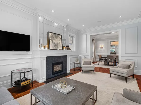 595 Victoria Ave, Westmount, QC H3Y 2R8