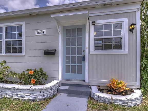 5th image of 2143R 6th Ave N