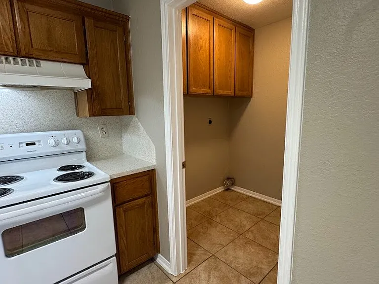 1501 Windward Dr #B — Photo 4