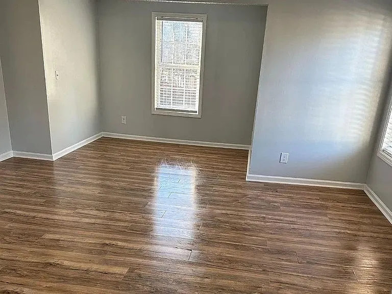 1261 Lakeview Rd — Photo 28
