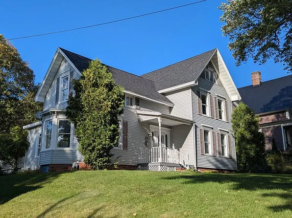14 Pleasant St, Potsdam, NY 13676