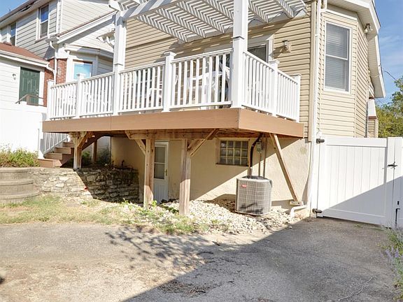 3rd image of 4717 Highridge Ave