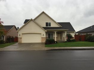 800 E 18th St, La Center, WA 98629