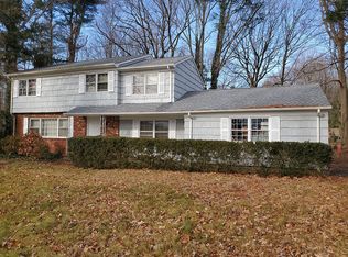 117 Laurel Hill Rd, Northport, NY 11768