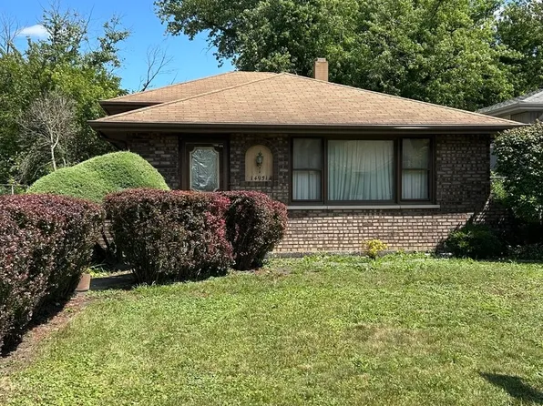 14951 S Kilbourne Ave, Midlothian, IL 60445