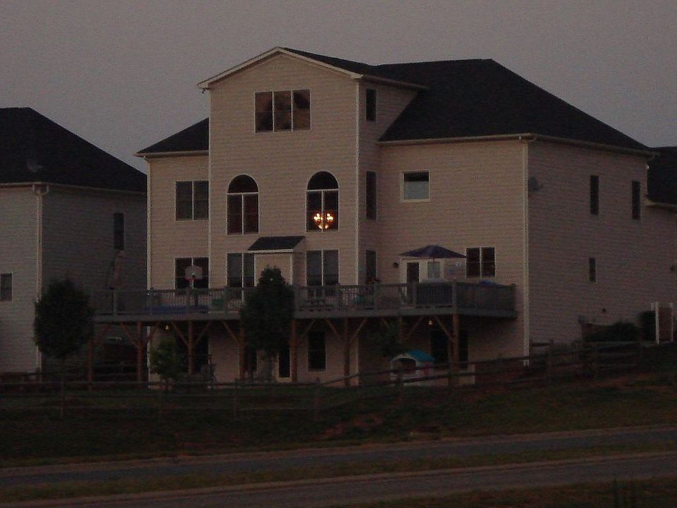 2nd image of 258 Montibello Dr