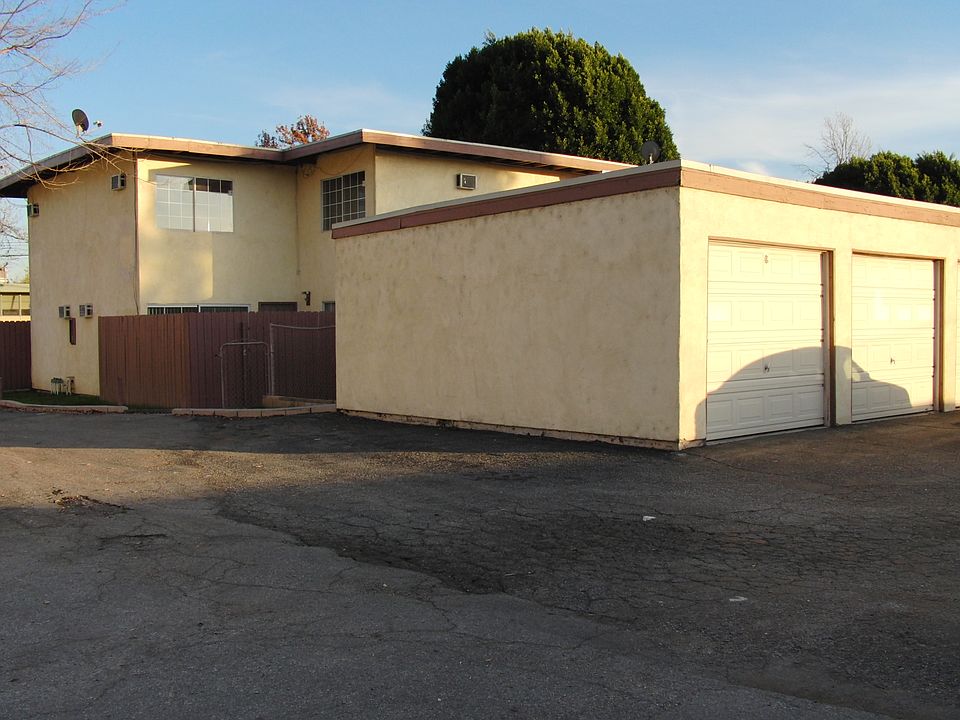 1st image of 753 S Lark Ellen Ave