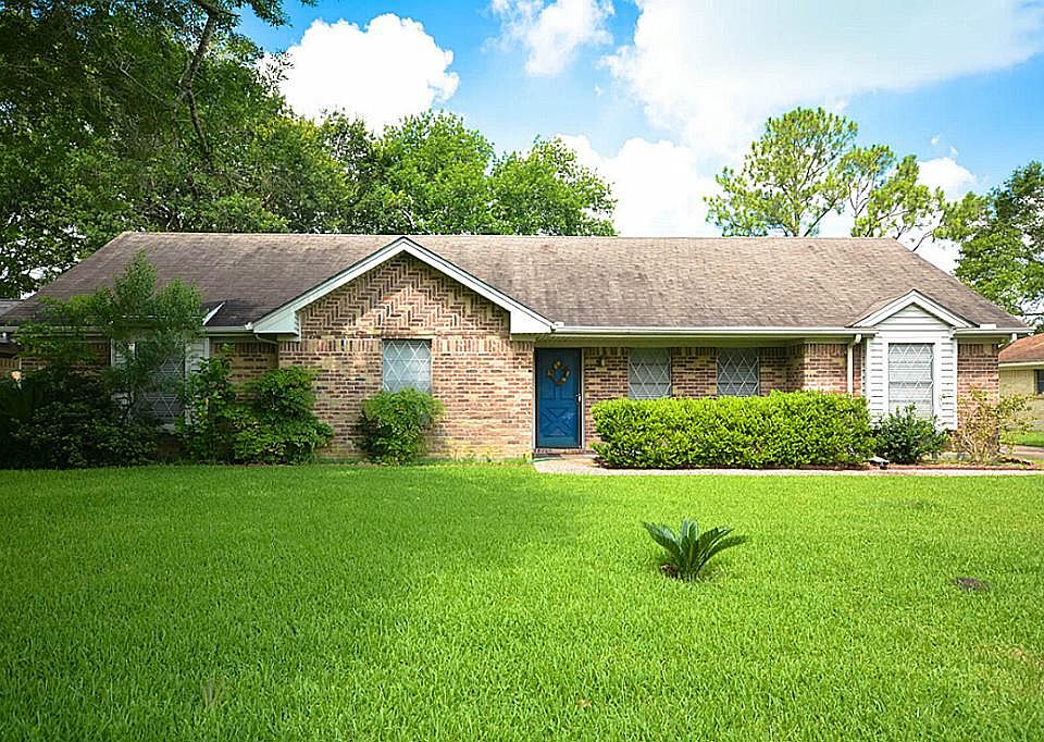 1st image of 1922 Tracy Lynn Ln