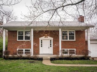 6812 Manslick Rd, Louisville, KY 40214