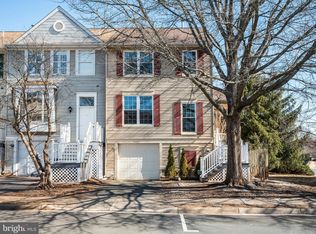 21850 Maywood Ter, Sterling, VA 20164