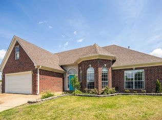 75 Cypress Grove Cv, Oakland, TN 38060