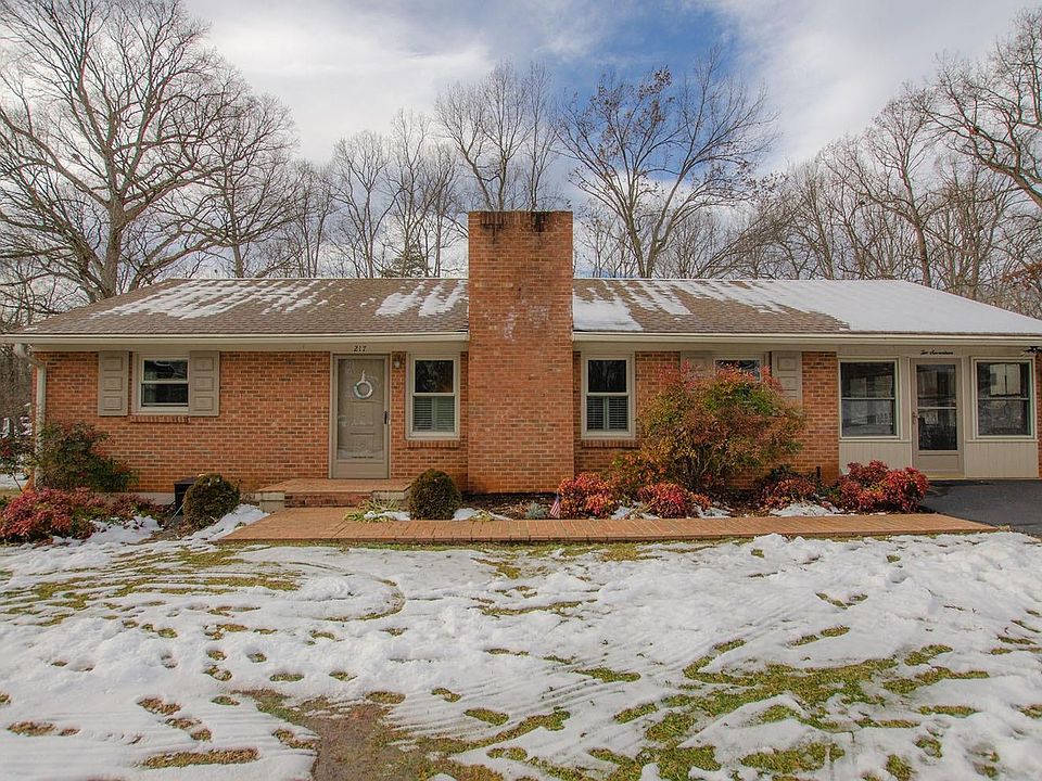1st image of 217 Hydaway Dr