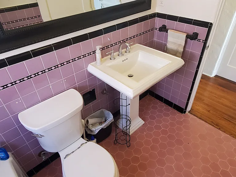 3512 Voltaire St — Photo 10