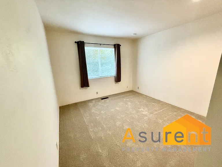 2976 Grizzly Dr — Photo 12
