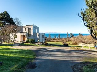 4537 Otter Point Rd, Capital, BC V9Z 0K4