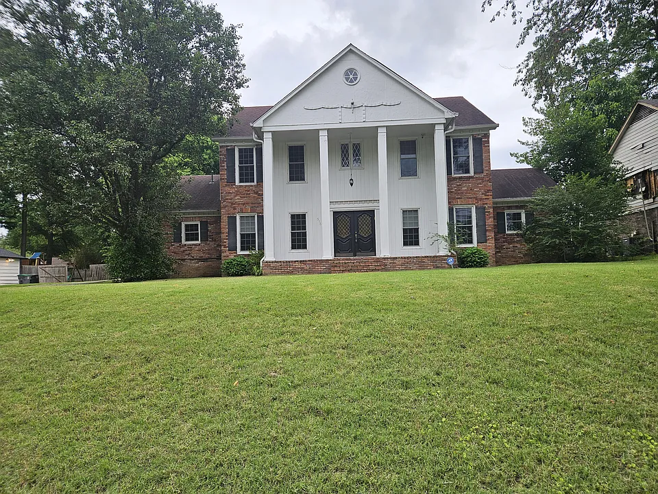 516 S Yates Rd