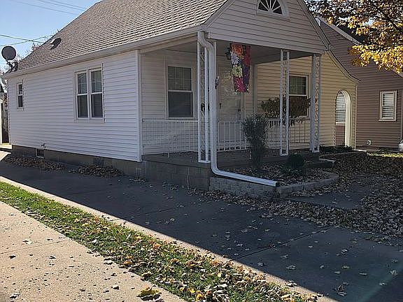 2nd image of 1204 E Tripp Ave