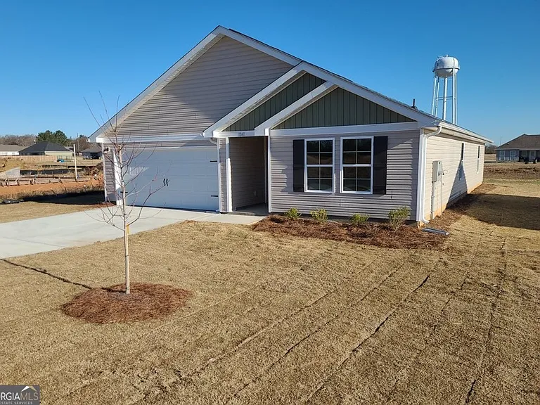 1041 Clifton Ct — Photo 2