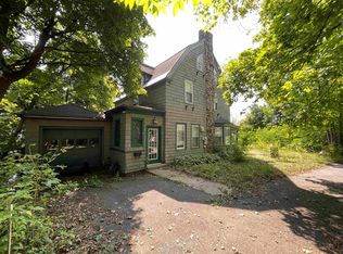 8 Perkins Pl, Berlin, NH 03570