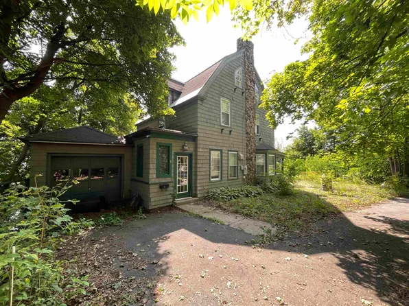 8 Perkins Place, Berlin, NH 03570