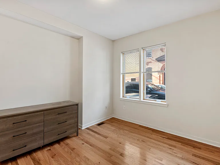 1643 Fitzwater St #A — Photo 17