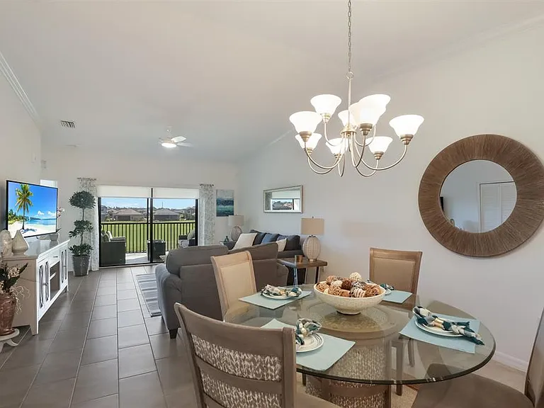 5721 Palmer Cir #201 — Photo 11
