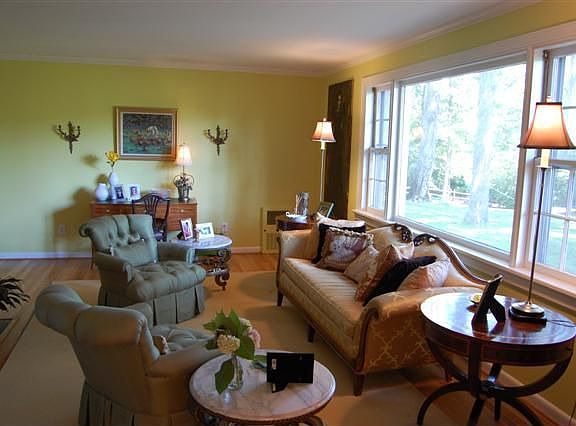 5th image of 313 Tarrytown Dr