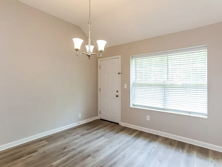 4509 Ravenwood Pl — Photo 8