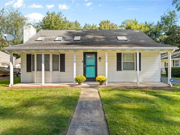 112 Dorking Rd, Rochester, NY 14610