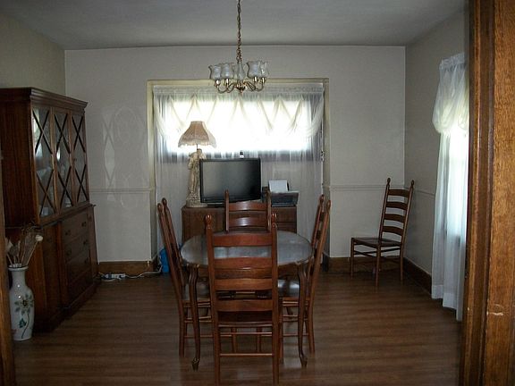 4th image of 38 N Belle Vista Ave