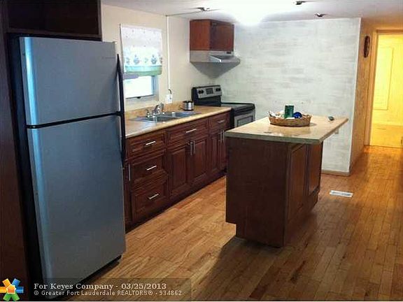 2nd image of 2820 SW 57th Ct
