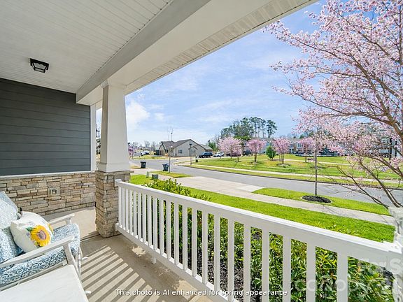 3rd image of 17213 Carolina Hickory Dr