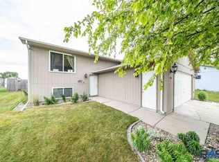 606 W Beck St, Worthing, SD 57077