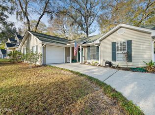 20 Marsh Dr, Beaufort, SC 29907