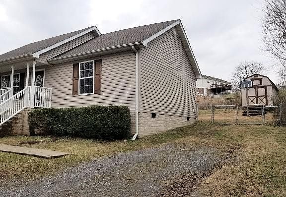 2nd image of 222 Shelbyville Mills Rd