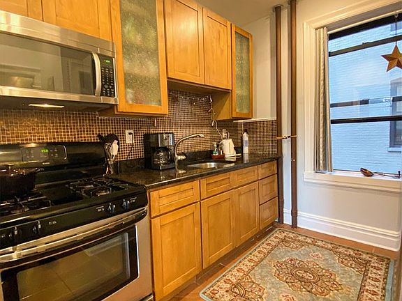 4th image of 53 Duncan Avenue 33 #33