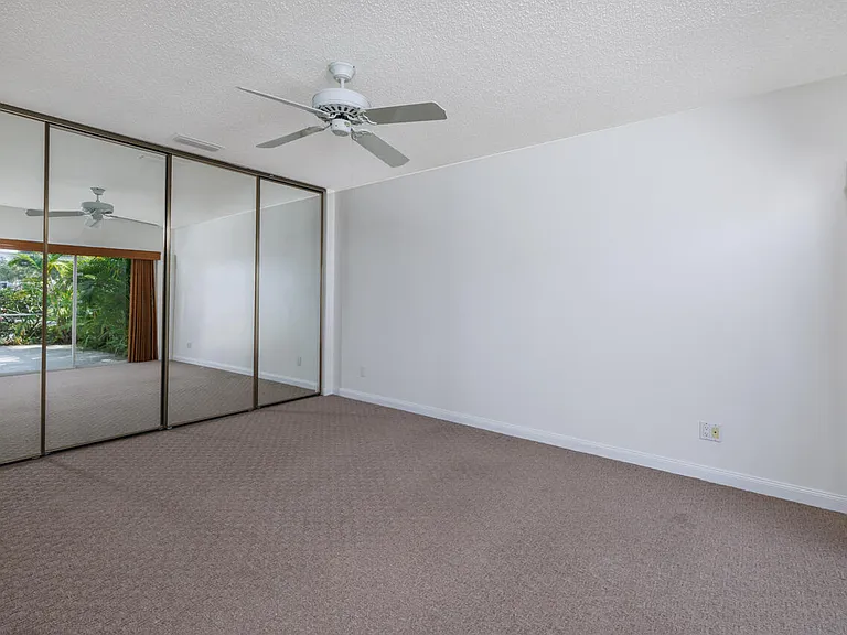 1560 SW Waterfall Blvd — Photo 17