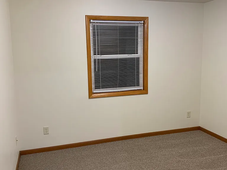 1531 Buffalo St — Photo 16