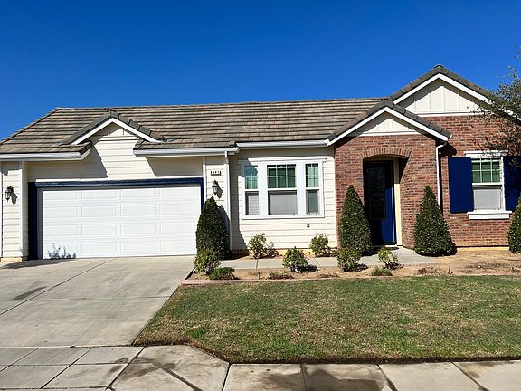4th image of 8541 N Matus Ave
