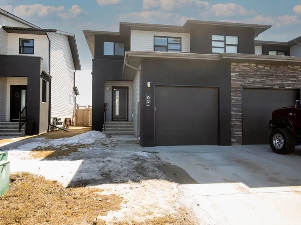 95 Palmer Cir, Blackfalds, AB T4M 0N7