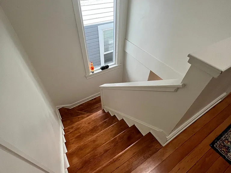 531 Federal Ave E — Photo 34